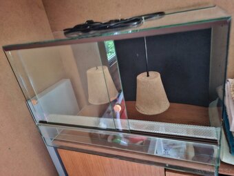 Prodám akvárium ,terárium - 2