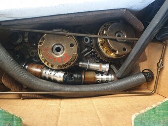 BMW E87 116i  - díly motoru a a jiné - 2