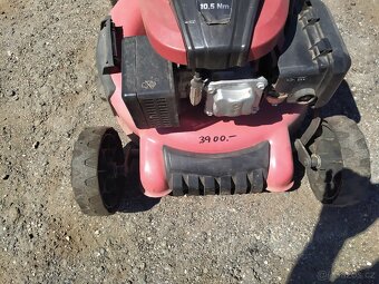 Sekačka Hecht 5556, záběr 51 cm, motor 3,2 kW - 2