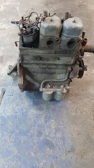 Prodám motor 3001 stary typ. - 2