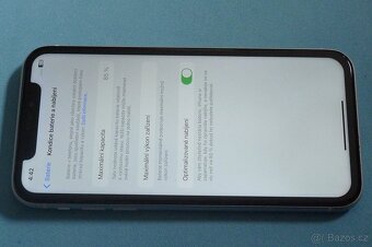 Apple iPhone XR 128GB Baterie 85% - 2