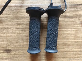 Vyhřívané gripy - 2