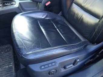 Škoda Superb 2 kožená sedadla - 2