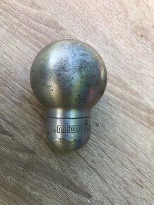 Hlavice řadící páky MOMO. - 2