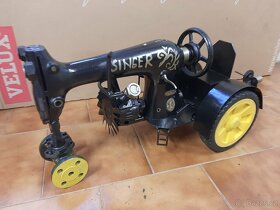 Traktor Singer model z kovu - 2