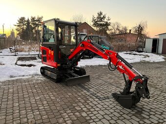 SANMAR 2T minibagr - 2
