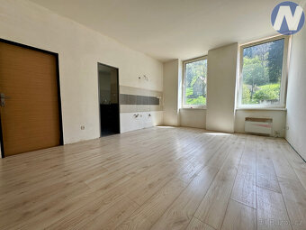 Pronájem bytu 2+1 60 m2, Vimperk - 2