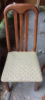 Stůl kruhový, rozkládací oválný a čtyři židle, - 2