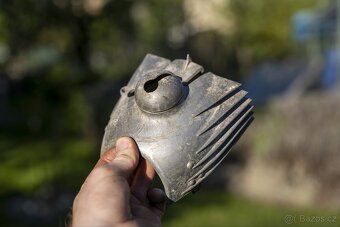 Kryt karburátoru Jawa pérák fj, zbrojovka - 2