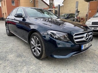 Mercedes E220d TOP STAV - 2