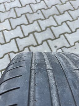 Pneu letní 275/35/19 - 2