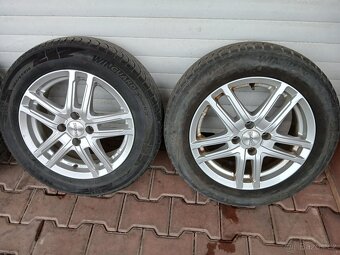 FIAT 500E sada kol s pneu - 2