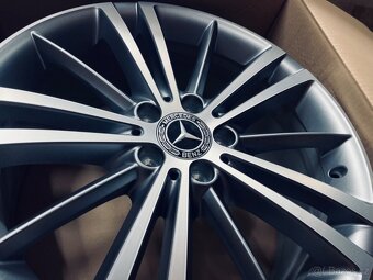 TOP kola Mercedes CLS R19 originál - 2