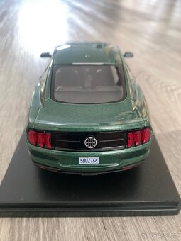 Mustang Bullitt 1:24 - 2