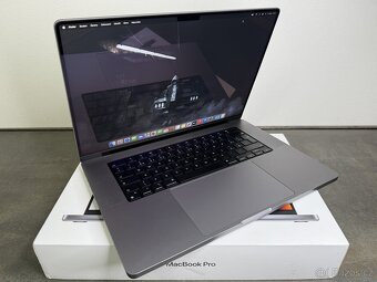 MacBook Pro 16'' 2021 / M1 Max / 32GB / 1TB SSD / Space Gr - 2