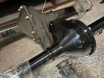 Volha Gaz 21, nové zadní nápravy, originál - 2