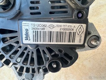 Renault Megane Scenic 1.9 DCI alternator. - 2