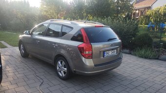 1.6 Ceed kombi, 2012, lpg - 2
