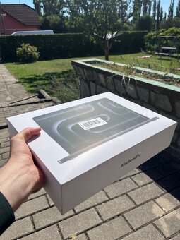 Macbook Pro M3 Pro 18 GB 1 TB - 2