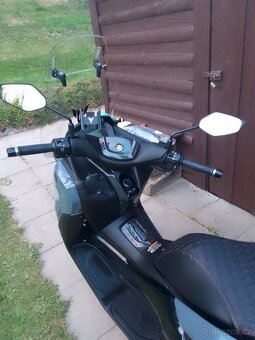 Yamaha nmax V2 125/155 - 2
