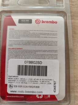 Zadní brzdové destičky Brembo - 2