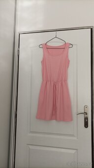 Nové šaty bez visačky - 2