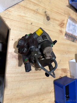 Vstřikovací Čerpadlo Denso -Mazda CX 7, Mazda 6 - 2