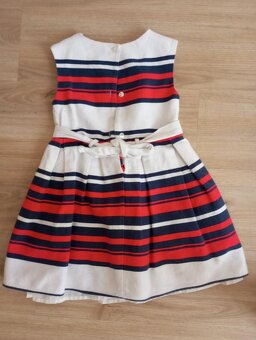 Šatičky - vel. 4-5 let - 2