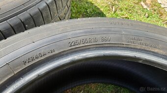 2ks TOYO PROXES R46a 225/55R19 99V - 2