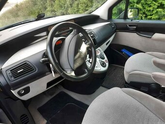 Peugeot 807 2.2 Hdi 125 kw -7mist. model 2010 - 2