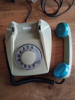 Telefon TESLA - 2