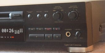 Minidisc deck PIONEER MJ-D508, manuál, disky - 2
