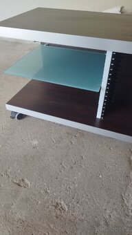 Tv stolek - 2