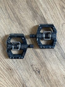 Crankbrothers mallet E + boty Five Ten - 2