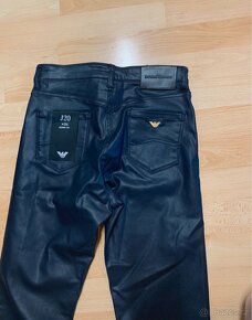 Nové kalhoty Armani - 2