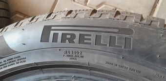 Prodám 4x zimní pneu 235/50R20 Pirelli Scorpion - 2