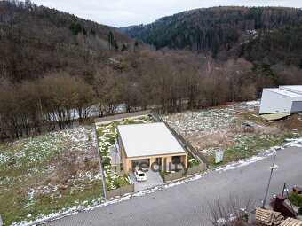 Prodej pozemky pro bydlení, 725 m2 - Lomnice, ev.č. 00018 - 2