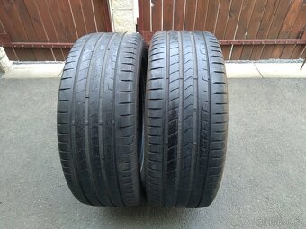 Prodám 2 letní gumy Continental 235/55 R18 DOT 5023 - 2