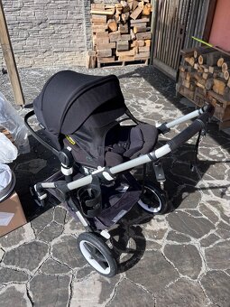 Bugaboo Fox 2 + autosedačka + 2x Isofix základna - 2