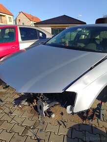 Audi A3 8p1 kapota - 2