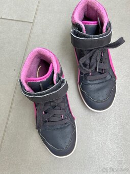 Dívčí tenisky zn. Puma vel. 32,5 - 2