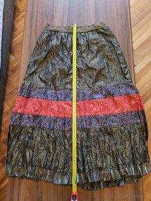"mačkaná" khaki sukně - 2