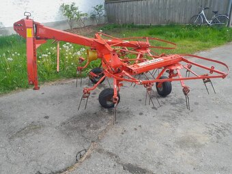 Super obraceč sena Fella 440 - 2