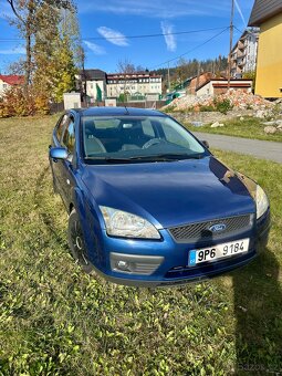 Ford Focus 1.6 74kW rv. 2006 STK 09/26 zimní pneu - 2