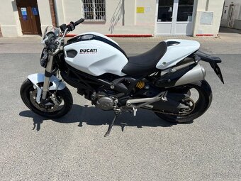 DUCATI MONSTER 696 - 2