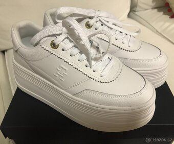 Botasky, kecky bílé Tommy Hilfiger,vel. 36 - 2