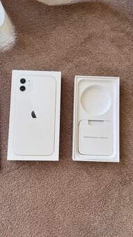 iPhone 11 128 GB, bílý - 2