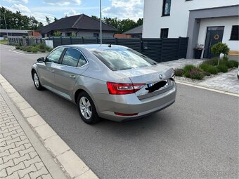 Škoda superbe 2.0 tdi  R.V 2016  DSG - 2