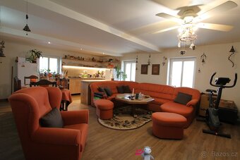 Prodej rodinného domu, 508 m2 se zahradou 800 m2 , obec Klad - 2