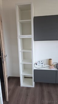 Prodám knihovny - 2